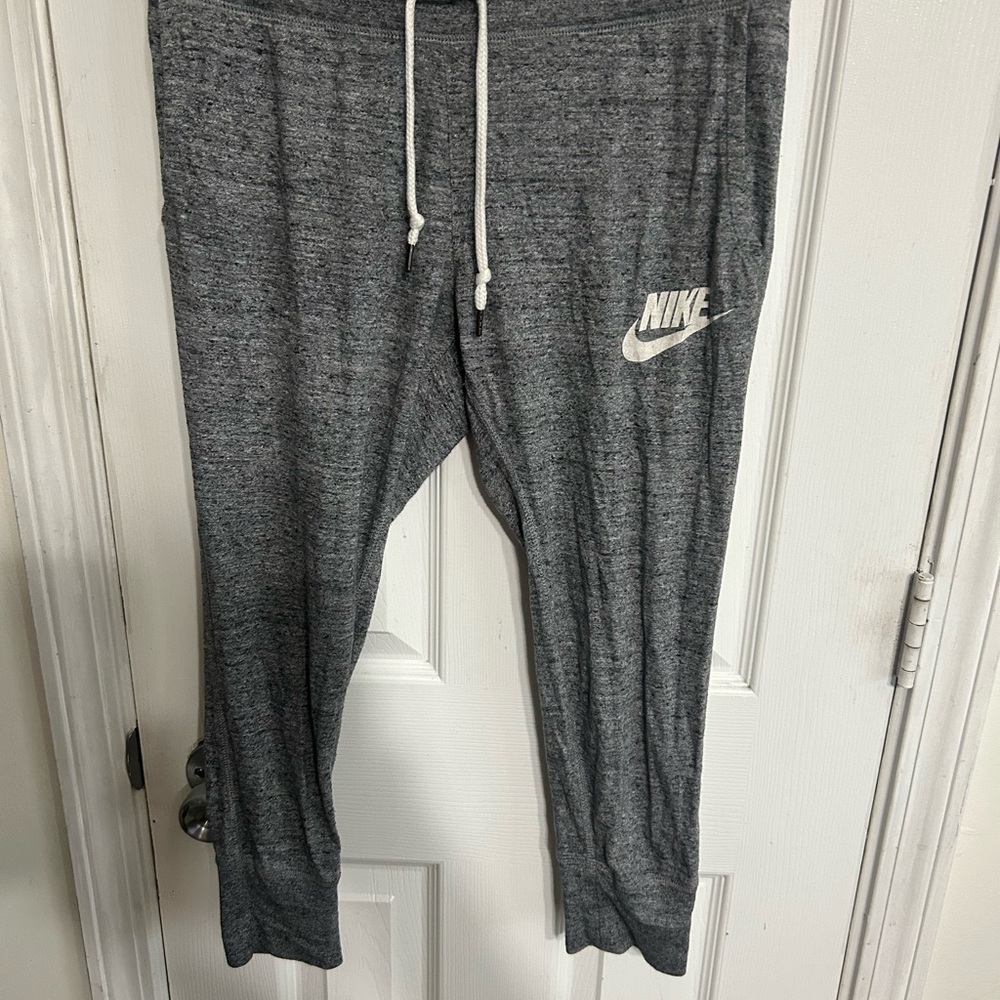 Nike woman capri Gray Jogger Sweatpants